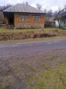 Будинок у Воловецькому р-ні (6 км від Нижніх Воріт)