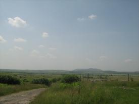 2 га біля смт Середнє (траса Київ-Чоп)