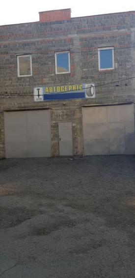 Діючий австосервіс в м. Мукачево