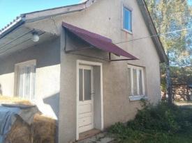 Будинок в центрі с. Горінчово Хустського району