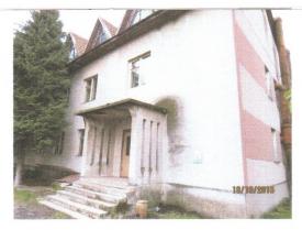 Виробниче приміщення в с. Есень