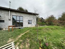 Будинок в мальовничій місцевості Ужгорода