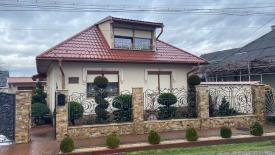 Доглянутий будинок в с. Дідово