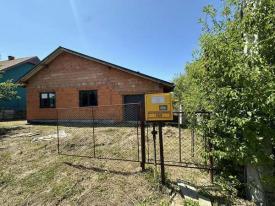 Новий будинок в мкрн Східний